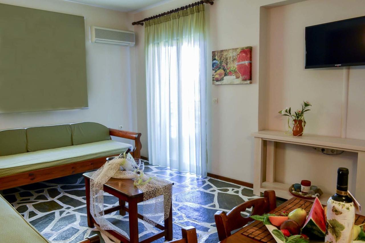Amaryllis Hotel Kalamákion Chambre photo