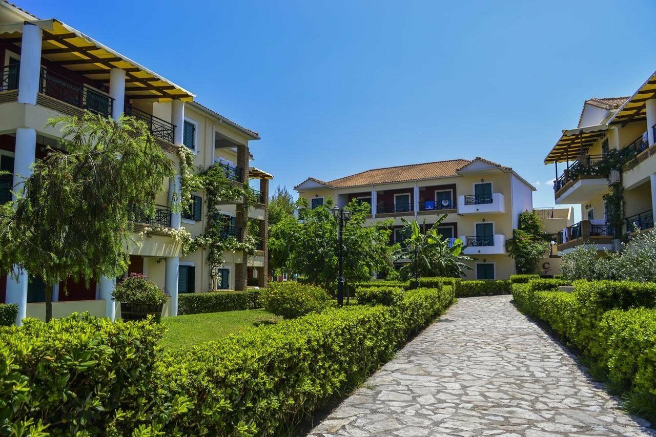 Amaryllis Hotel Kalamákion Extérieur photo